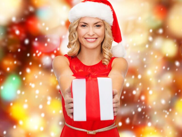 Christmas,,X-mas,,New,Year,,Winter,,Happiness,Concept,-,Smiling,Woman